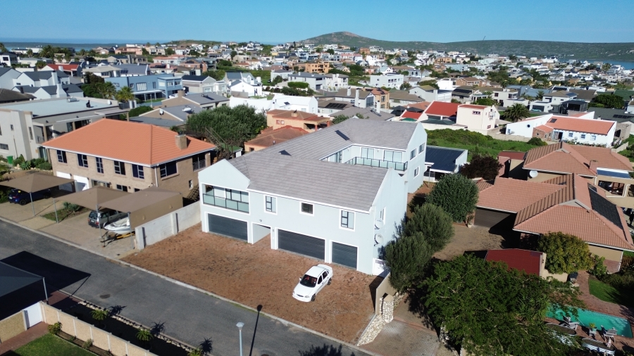 5 Bedroom Property for Sale in Myburgh Park Western Cape